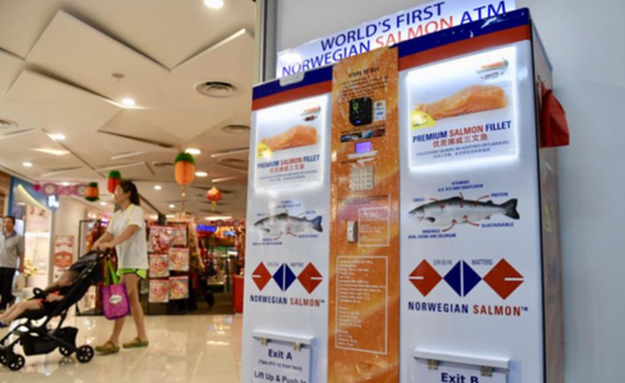 Singapore ra mắt cây ATM rút được... cá hồi, 2 lạng hết một trăm rưởi
