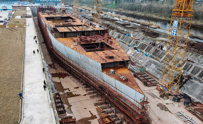 Cận cảnh tàu Titanic phiên bản nhái do Trung Quốc sản xuất: Trị giá 161 triệu USD, giống hệt tàu Titanic thật từ cái nắm đấm cửa trở đi