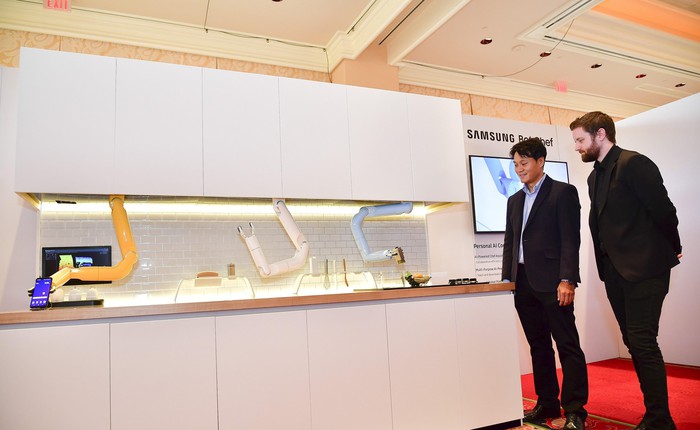 Samsung giới thiệu cánh tay robot giúp các bà nội trợ nấu ăn