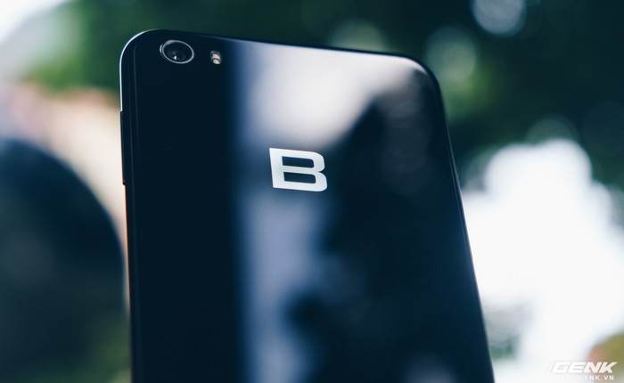 Lần đầu tiên BKAV cập nhật Android cho Bphone, tiếc là lên Android 8.1 từ hơn 1 năm trước