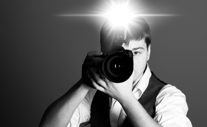 Giải đáp những bí ẩn về công suất đèn flash trong nhiếp ảnh: Tưởng khó mà dễ