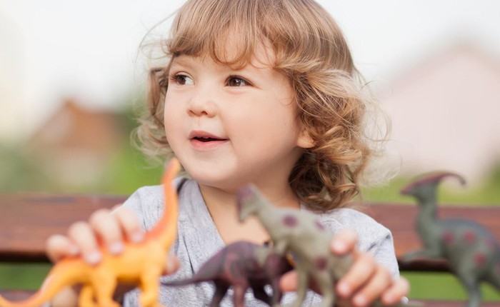 Khoa học chứng minh: Trẻ em mê khủng long thông minh hơn những cháu còn lại