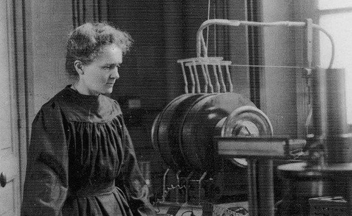 Đọc cuối tuần: Marie Curie và những người phụ nữ chở tia X vào Thế chiến thứ nhất