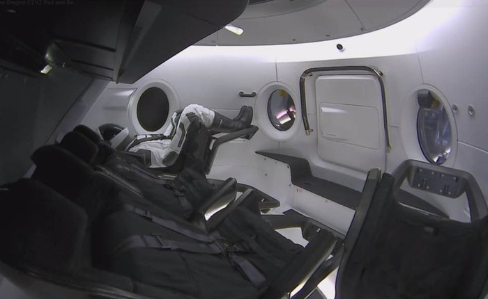 SpaceX và NASA tạo nên lịch sử ngành Vũ trụ: tàu thử nghiệm Crew Dragon đã tới được trạm ISS