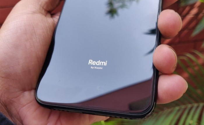 Flagship giá rẻ của Redmi xuất hiện trong video trên tay, có 3 camera sau, màn hình đục lỗ