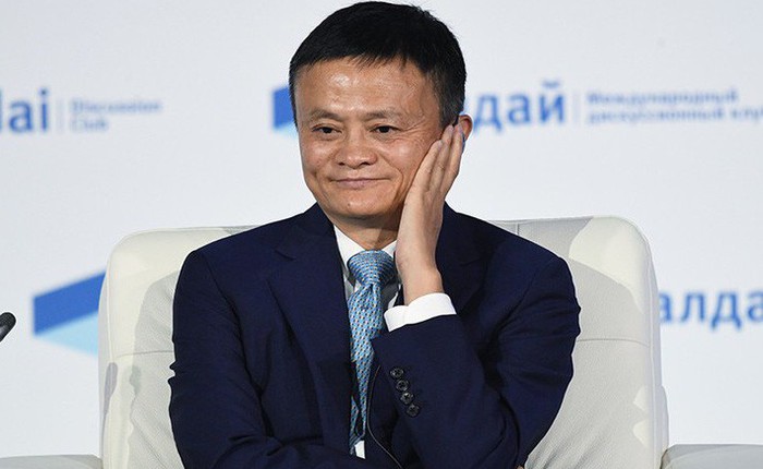 Jack Ma gây tranh cãi khi bảo vệ văn hóa làm việc ngoài giờ, gọi đó là "phúc lớn của người lao động"