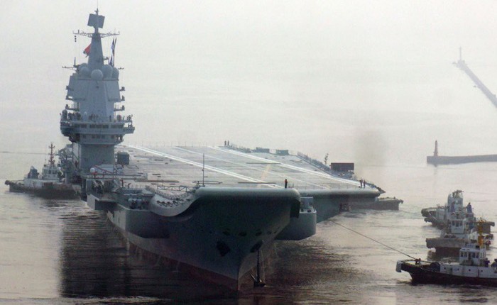 Trung Quốc lần đầu tung hình ảnh về chiếc tàu sân bay được sản xuất trong nước