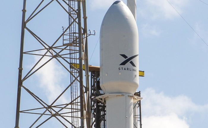 SpaceX của Elon Musk phóng thành công 60 vệ tinh đầu tiên của Starlink, dự án cung cấp Internet tốc độ cao cho toàn thế giới