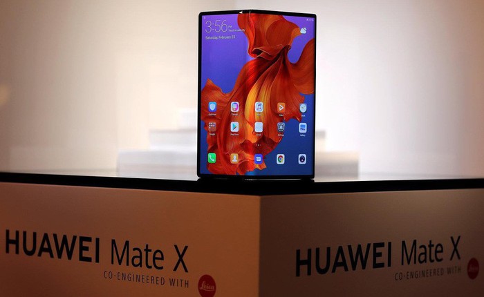 Huawei Mate X bất ngờ được rao bán trên Taobao, chuẩn bị chính thức lên kệ tại Trung Quốc?