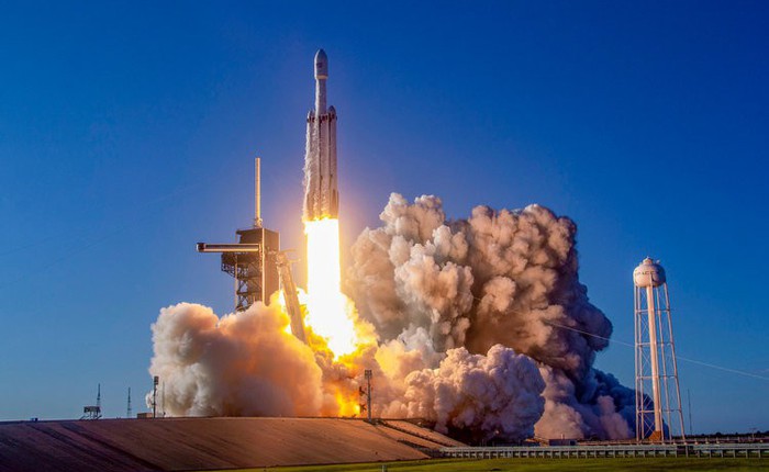 Tỷ phú Elon Musk sẽ thực hiện thử nghiệm phóng tên lửa Falcon Heavy khó nhất từ trước đến nay, phát sóng trực tiếp trên YouTube