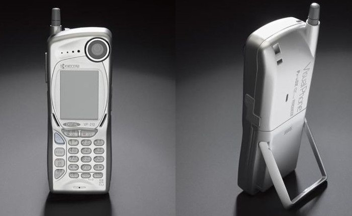 20 năm trước, chiếc điện thoại di động tích hợp camera đầu tiên đã ra đời như thế nào