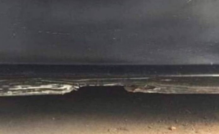 Nhìn vào ảo ảnh này, bạn có nhận ra đây là cửa xe hay một bờ biển sau cơn bão?