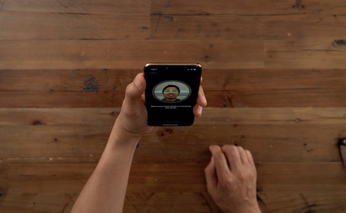 Apple đang phát triển Touch ID trên màn hình, sẽ loại bỏ Face ID và "tai thỏ" vào năm 2021?