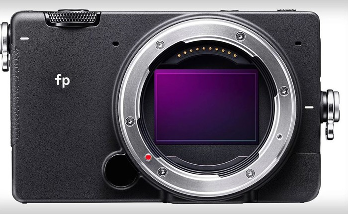 Sigma công bố FP: Máy ảnh Full-frame không gương lật nhỏ nhất Thế giới