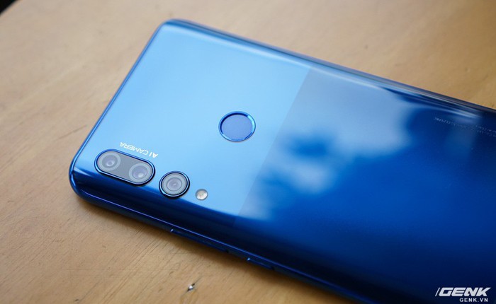 Đánh giá Huawei Y9 Prime 2019: Màn hình tràn viền đẹp mắt, camera pop-up theo xu hướng hiện đại