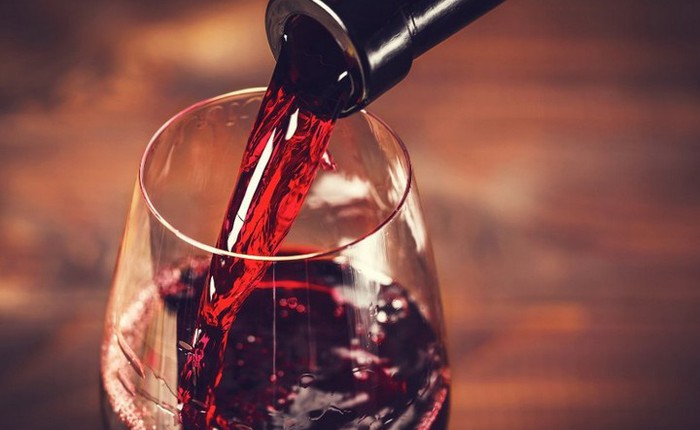 Nghiên cứu mới: Uống rượu vang đỏ giúp giảm stress và trầm cảm nhờ vào một hợp chất đặc biệt