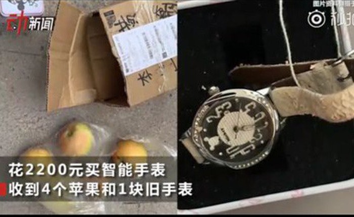 "Đắng lòng" thanh niên mua Apple Watch Series 4 trên mạng nhưng nhận về chỉ là 4 quả táo và 1 cái đồng hồ cũ