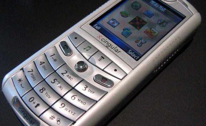 Motorola ROKR E1: một chiếc điện thoại tồi, nhưng đã mở đường cho iPhone xuất hiện