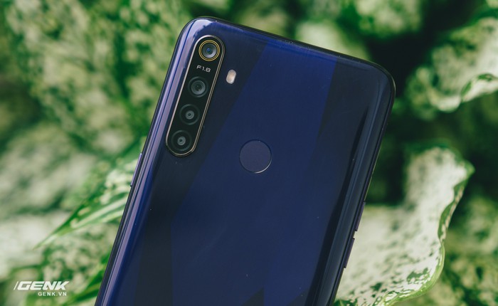 Đập hộp Realme 5: Mặt lưng họa tiết pha lê, 4 camera sau, pin tới 5000mAh