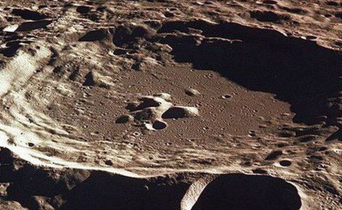 "Trên Mặt trăng có thể có nước, loài người nên sớm quay lại đó" - nghiên cứu mới khiến nhiệm vụ khai phá Mặt trăng của NASA đáng mong chờ hơn bao giờ hết