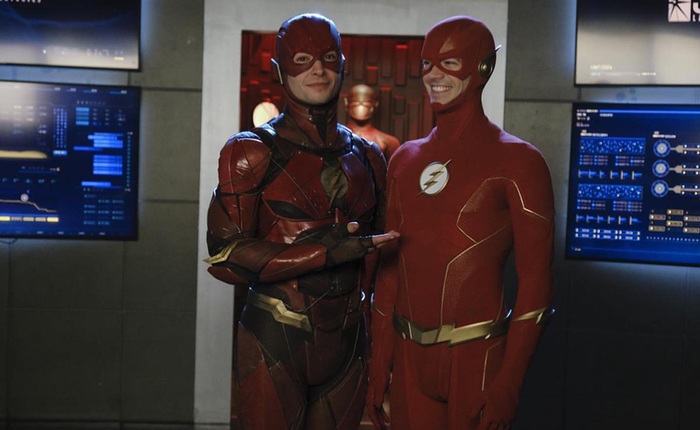 'The Flash' Ezra Miller bất ngờ xuất hiện trong Crisis on Infinite Earths, kết nối DCEU và Arrowverse