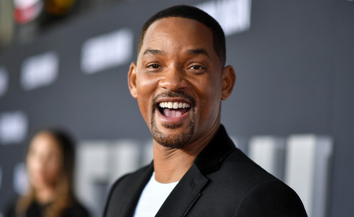 Will Smith thừa nhận đôi khi phải "tâng bốc" phim của mình để thu hút khán giả dù biết nó không hay, trong đó có cả Men in Black