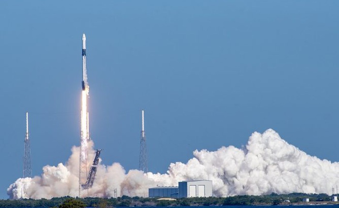 NASA phải trả cho SpaceX 55 triệu USD với mỗi chỗ lên tàu vũ trụ