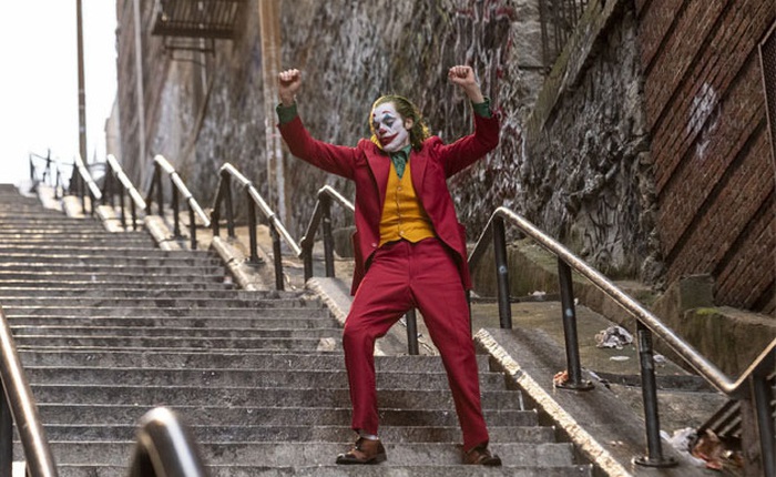 [Chùm ảnh] Đoạn cầu thang nơi Joker nhảy múa điên loạn trong phim nay đã trở thành địa điểm du lịch nổi tiếng thế giới