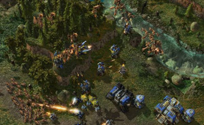 Zerg và Terran đụng độ trên map mới của StarCraft II