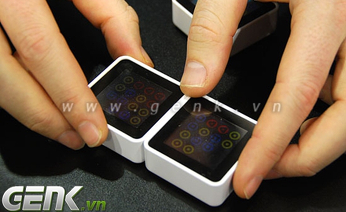 Trải nghiệm cảm hứng game mới lạ cùng Sifteo Cubes