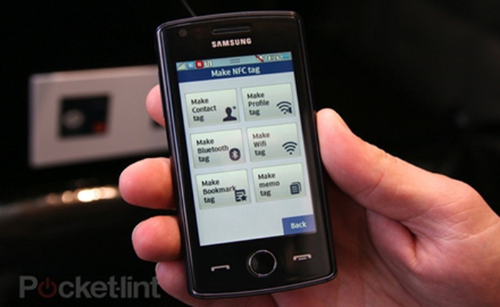 Trên tay Samsung Wave 578, “làn sóng” bí ẩn tại MWC 2011