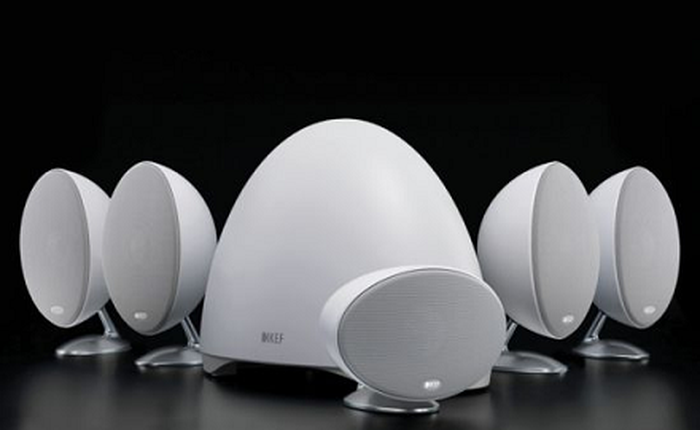 Độc đáo loa hình trứng KEF E305