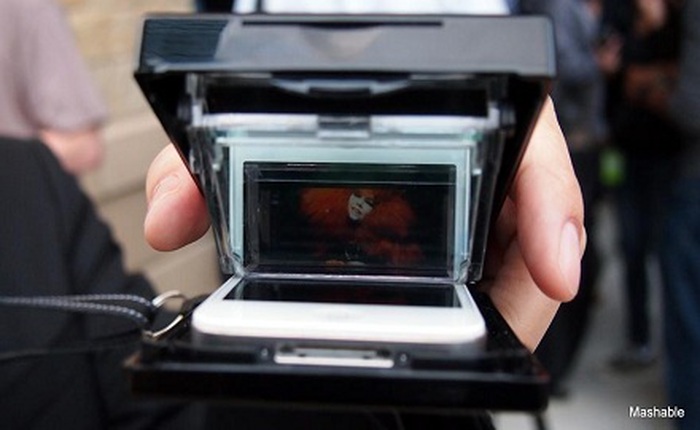 Palm Top Theater: Thiết bị giúp xem hình ảnh 3D trên iPhone