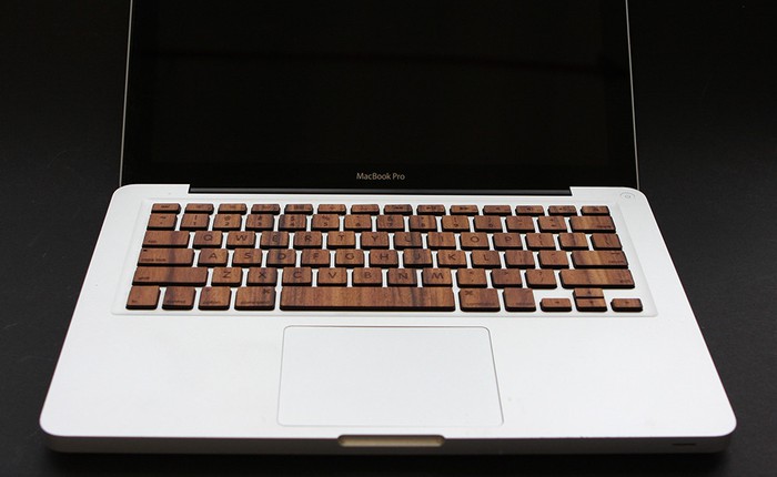 Đổi gió cho MacBook với bàn phím gỗ