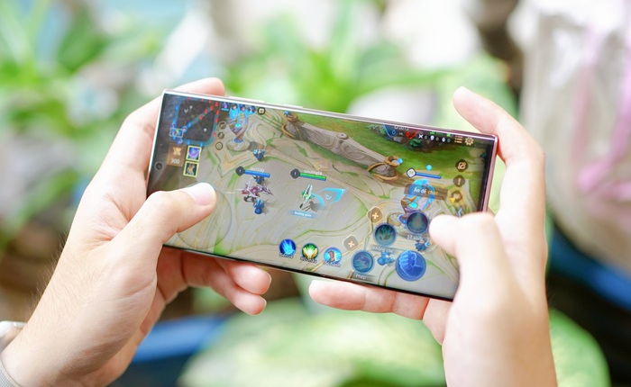Các game thủ hàng đầu nhận xét khả năng chiến game của Galaxy Note20 như thế nào?