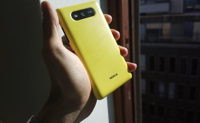 Smartphone Lumia sẽ có pin năng lượng mặt trời