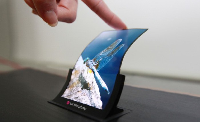 LG sẽ tung màn hình OLED dẻo 5 inch không thể vỡ trong tuần này