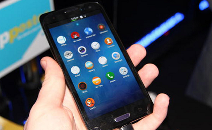 Smartphone cao cấp chạy Tizen 2.1 của Samsung sắp trình làng