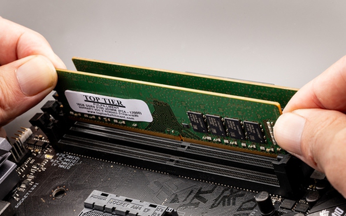 Giá RAM DDR4 tăng 'phi mã' tới hơn 50% chỉ trong nửa tháng, chuyện gì đang xảy ra?