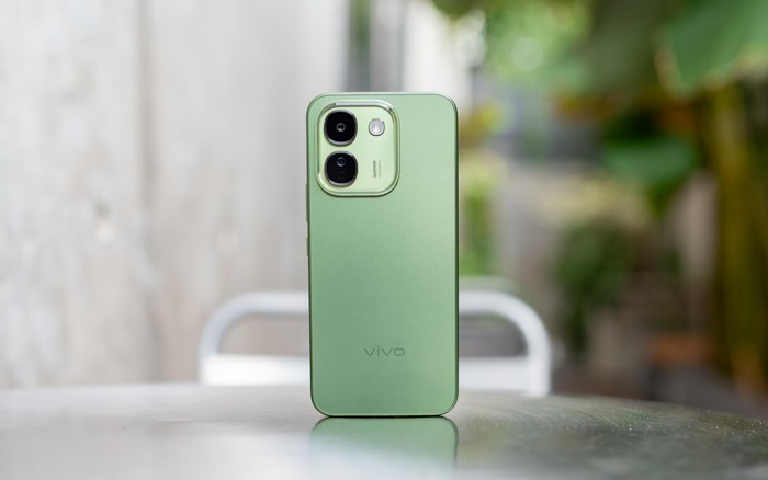 Cùng dung lượng pin 10.000mAh, vivo V80 Lite 5G giải bài toán dùng smartphone dài ngày ra sao?