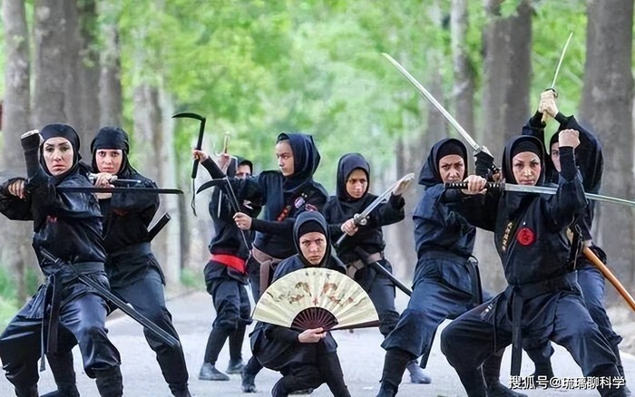 Có thể bạn chưa biết: Iran hiện đã có hơn 30.000 nữ ninja