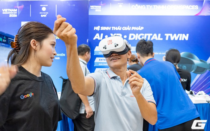 Galaxy Z Fold8, robot đấu cờ và loạt công nghệ lạ hút khách tại Ngày hội Đổi mới sáng tạo Quốc gia 2026