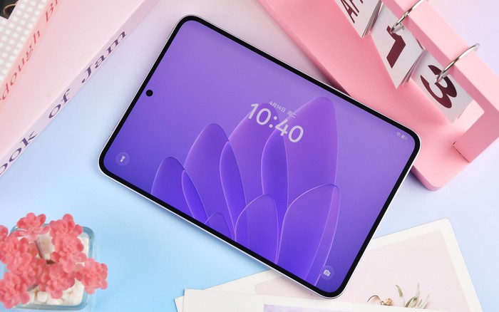 OPPO launches "iPad Mini": 8.8 inch OLED 144Hz screen, Snapdragon 8 Gen 5 chip, price 12.4 million VND
