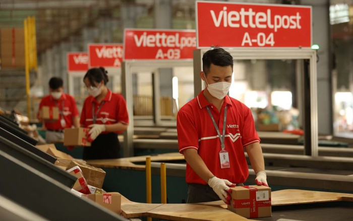 Viettel Post áp dụng phụ phí xăng dầu 15% từ ngày 6/4