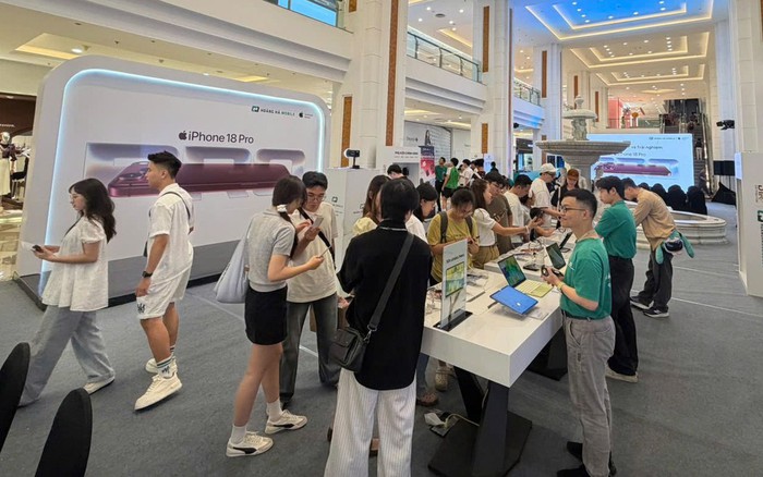 Nghịch lý iPhone 18 Pro series tại Việt Nam sau 1 tuần: Pro Max “cháy hàng”, có bản bị hét chênh 5 triệu, bản Pro lại nằm đầy cửa hàng