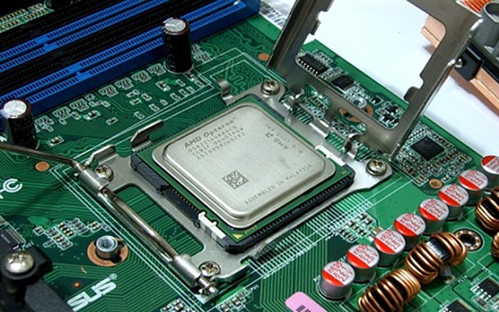 Amd opteron online 3300